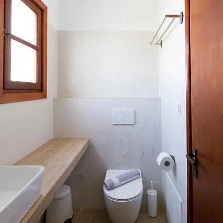 Ligaries Aparthotel