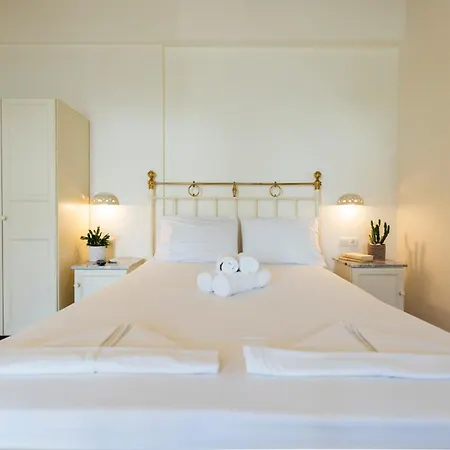 Ligaries Apart Otel