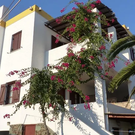 Ligaries Aparthotel