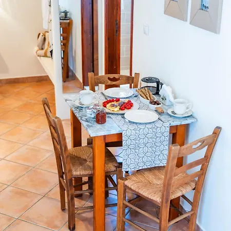 Ligaries 3* Κίνι