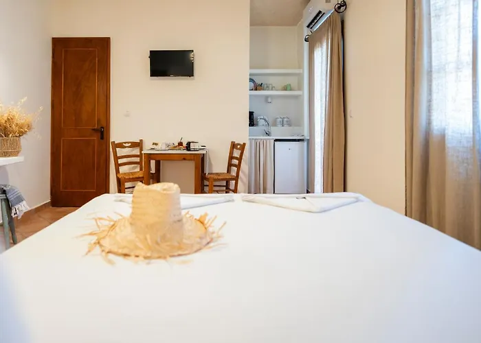 Ligaries Aparthotel 3*